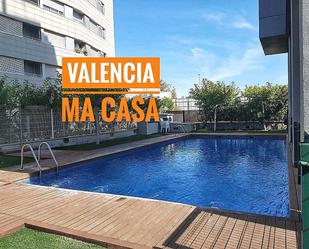 Swimming pool of Attic to rent in  Valencia Capital  with Air Conditioner, Terrace and Swimming Pool