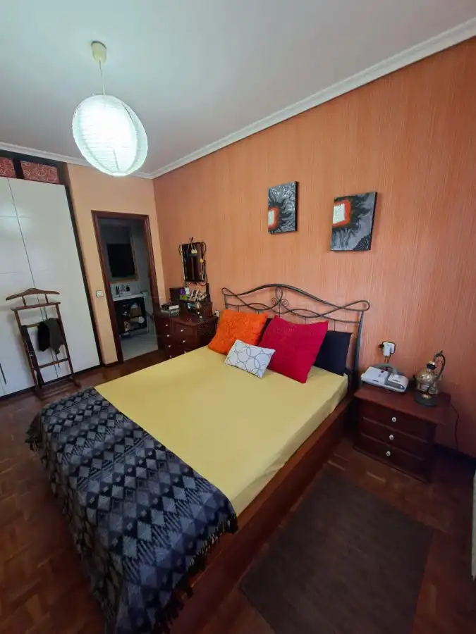 Flat for sale in Voluntaria Entrega Kalea, Arriaga - Lakua