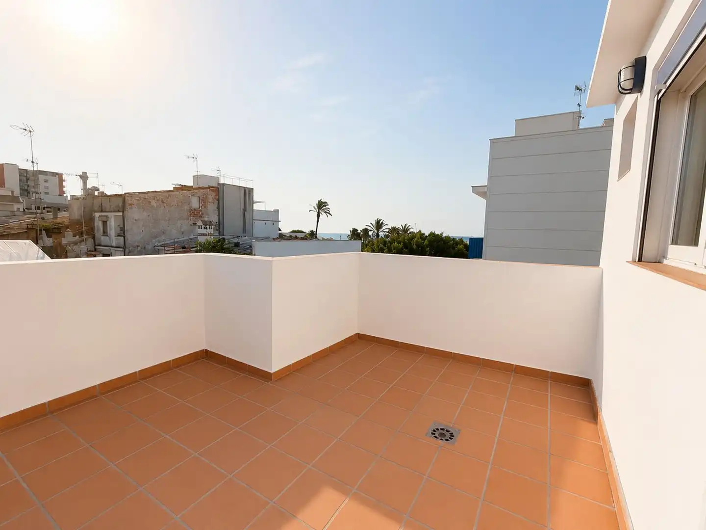 Terraza de Casa o chalet en venta en Vilanova i la Geltrú con Aire acondicionado, Calefacción y Terraza