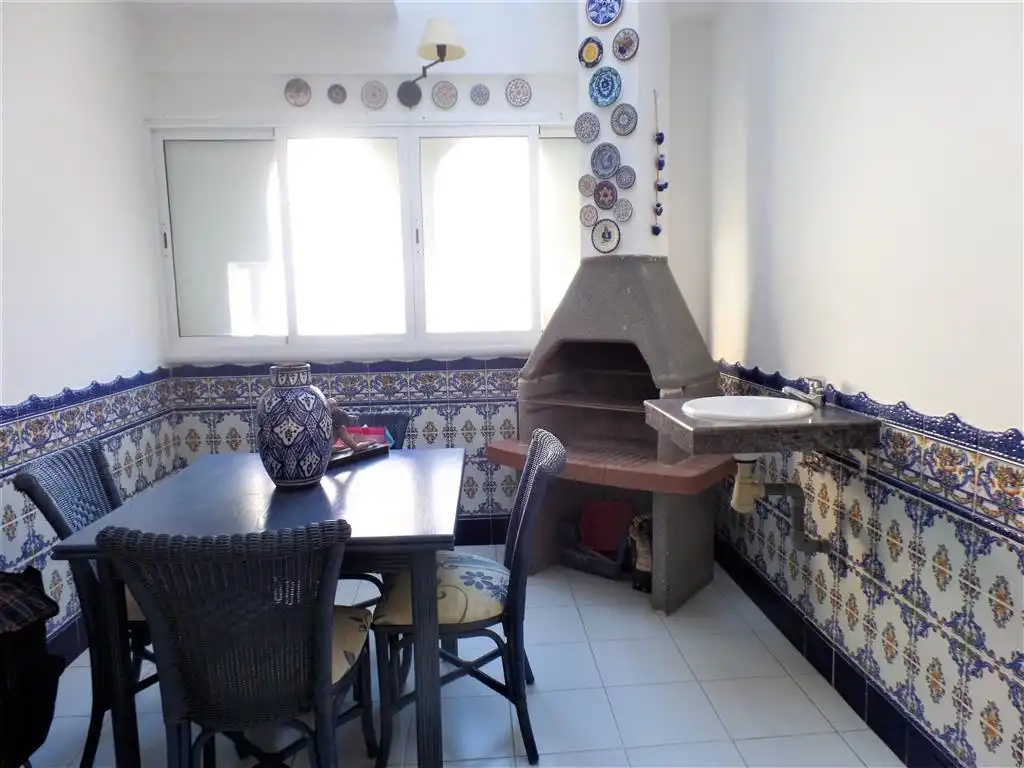 Küche von Maisonette zum Verkauf in Fuengirola mit Klimaanlage, Terrasse und Gemeinschaftspool