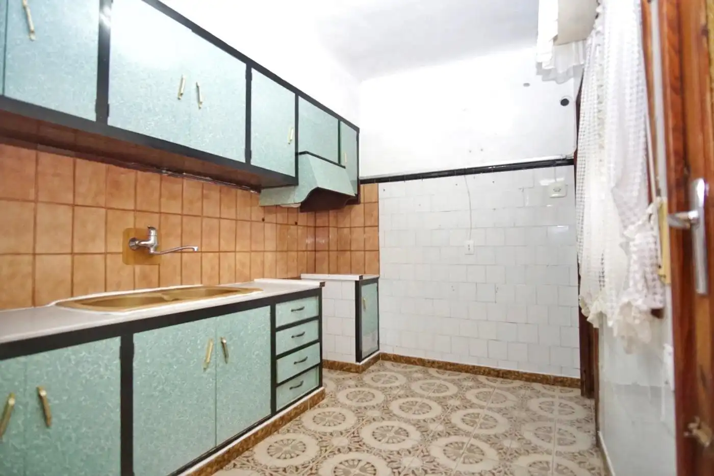 Cocina de Casa o chalet en venta en Elda con Terraza