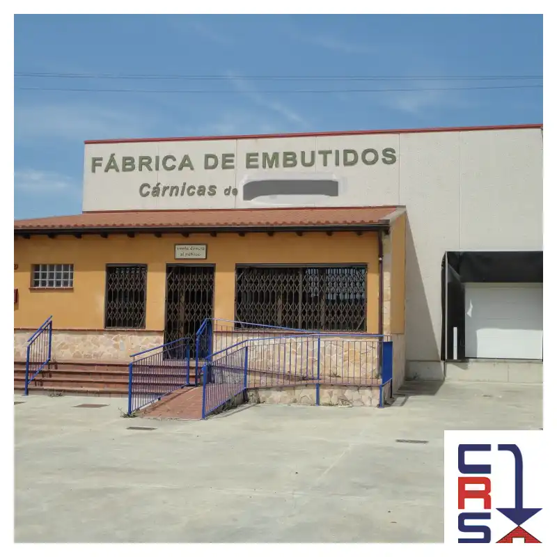 Vista exterior de Nau industrial en venda en Guijuelo amb Calefacció i Alarma