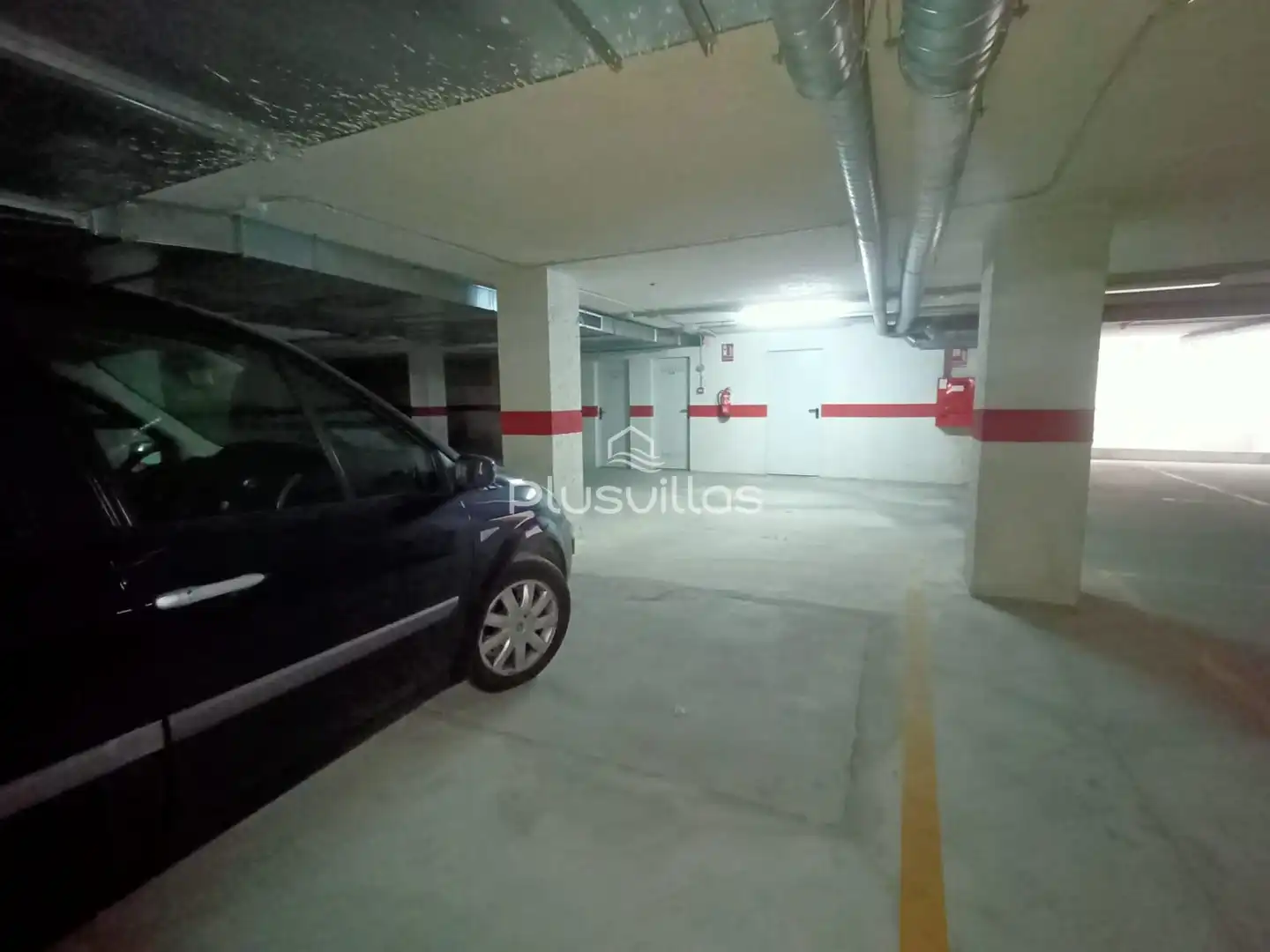 Aparcamiento en venta en Zona Pueblo, imagen 2