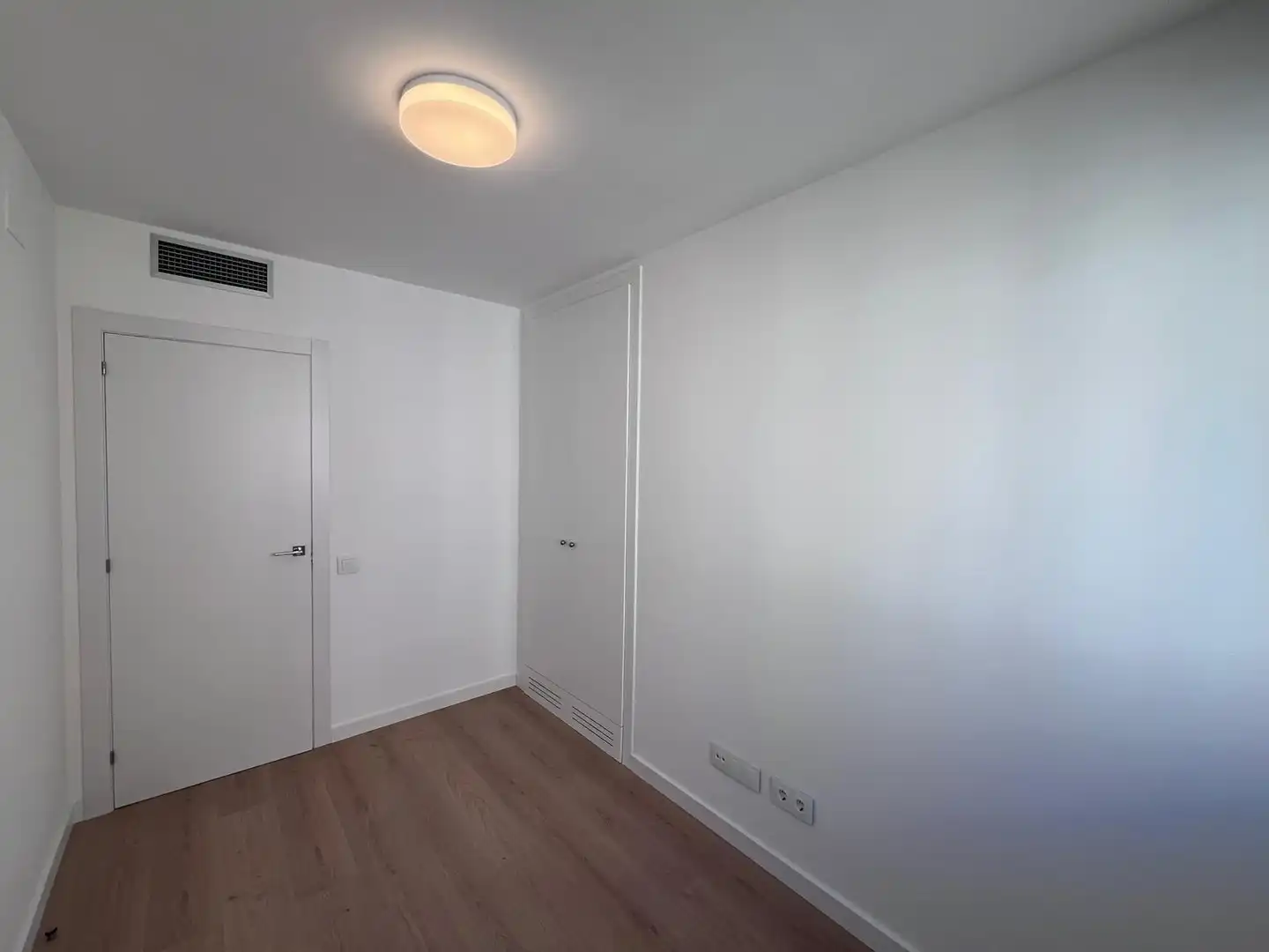 Habitación de Piso en venta en Igualada con Calefacción, Parquet y Terraza