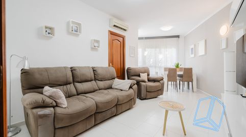 Foto 2 de Piso en venta en Centre, Cornellà de Llobregat