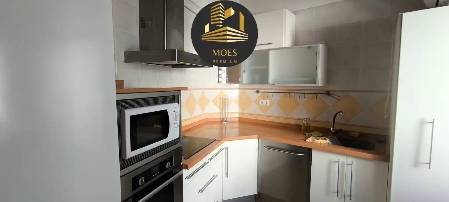 Cocina de Piso en venta en Úbeda con Aire acondicionado, Calefacción y Trastero