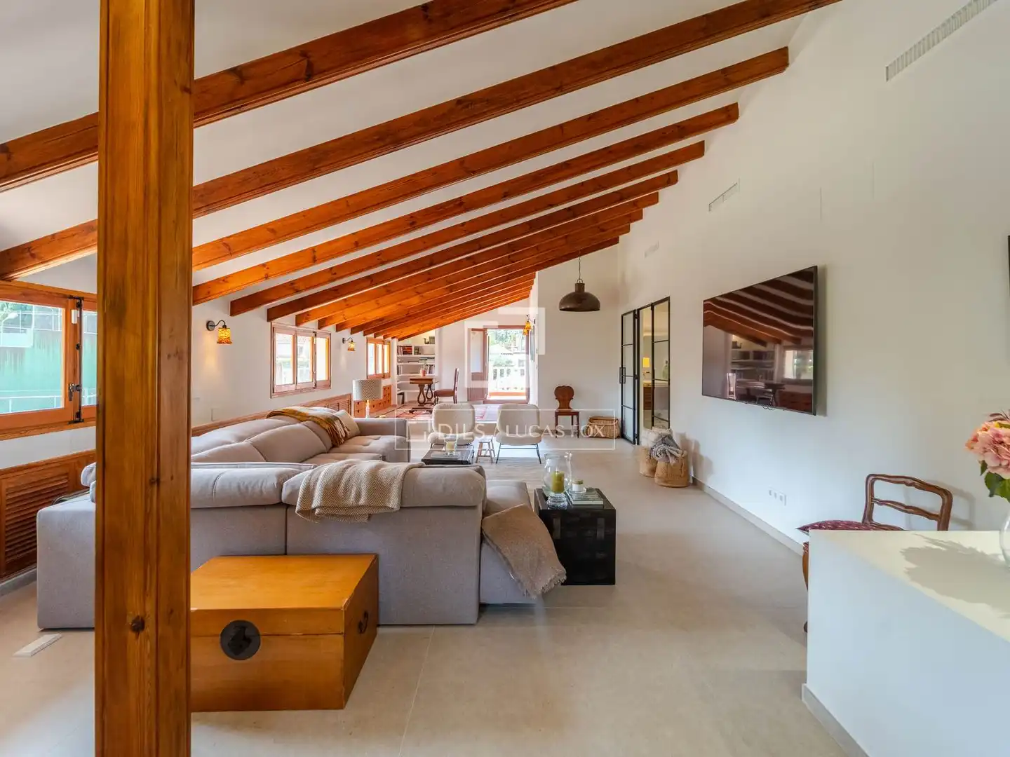 Sala d'estar de Casa o xalet de lloguer en Náquera amb Aire condicionat, Calefacció i Jardí privat