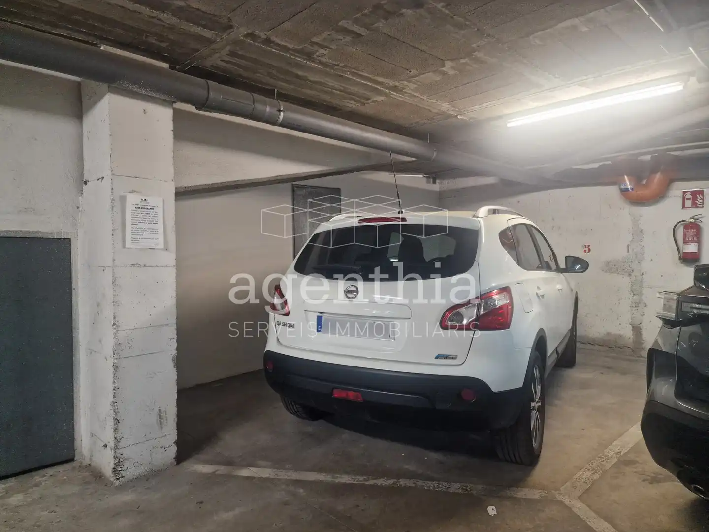 Aparcament de Garatge en venda en Girona