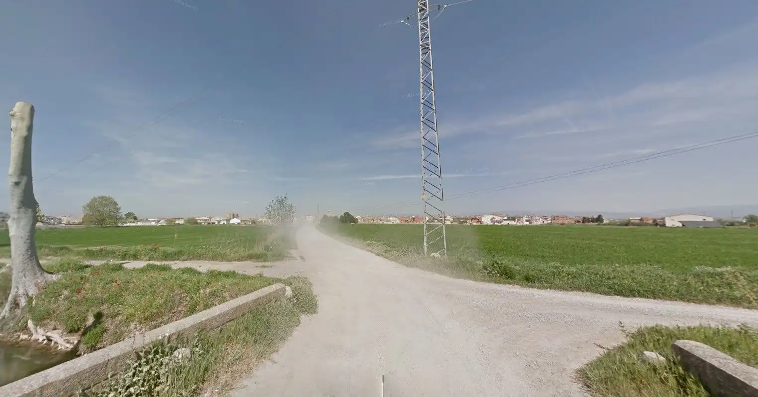Terrenos y solares en venta en C/ COMTES URGELL