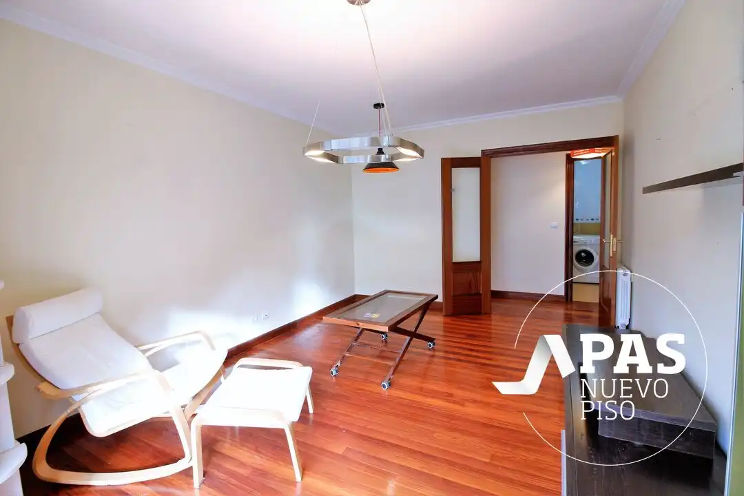 Sala de estar de Piso en venta en Entrambasaguas, Cantabria