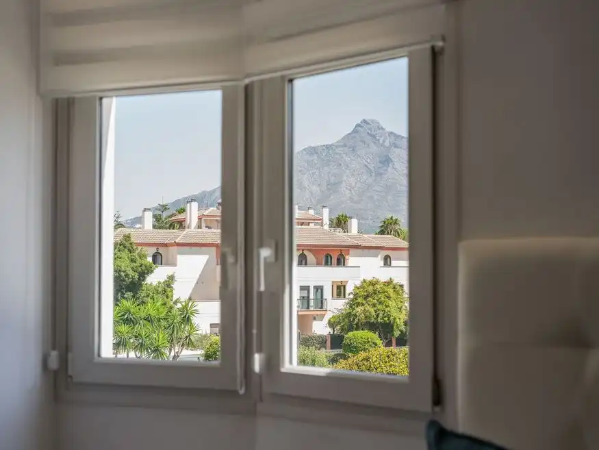 Apartament amb piscina en venda a Nueva Andalucía, imagen 19