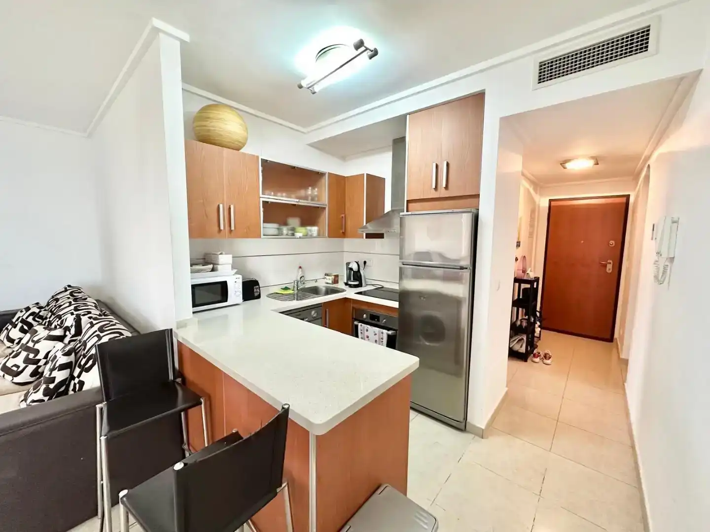 Cuina de Apartament en venda en La Manga del Mar Menor amb Aire condicionat, Piscina i Balcó