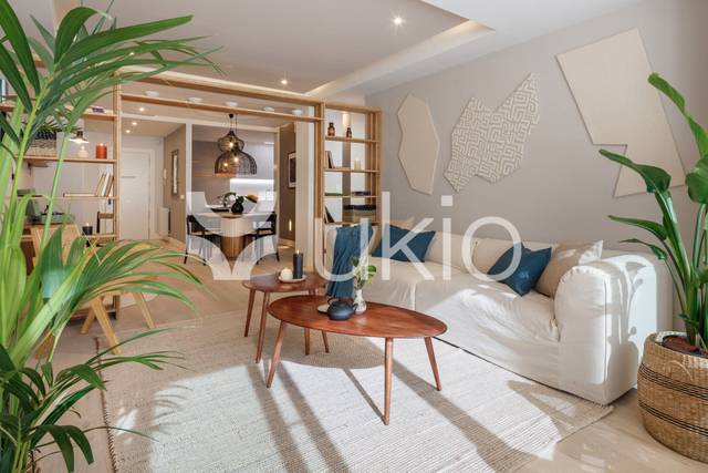 Piso en Alquiler en Calle de Rafael Calvo en Almagro