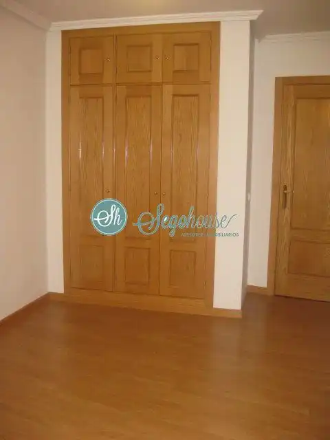 Appartamento con terrazza in vendita a Torrecaballeros, imagen 19