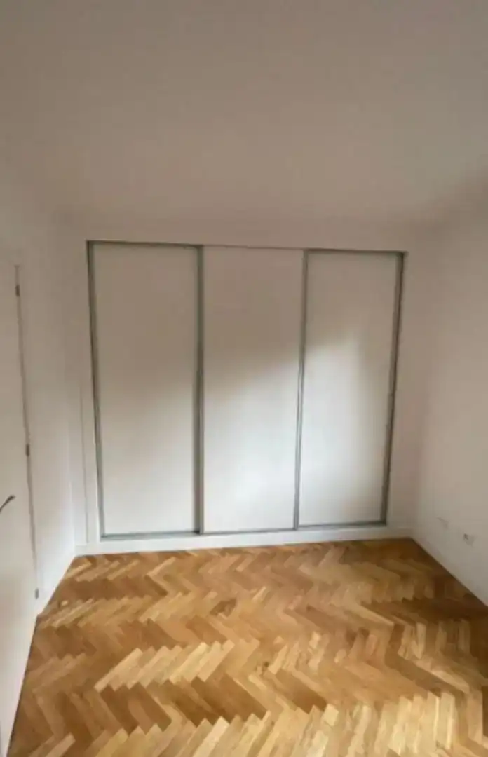 Schlafzimmer von Wohnung zur Miete in Madrid mit Privatgarten, Parkett und Schwimmbad