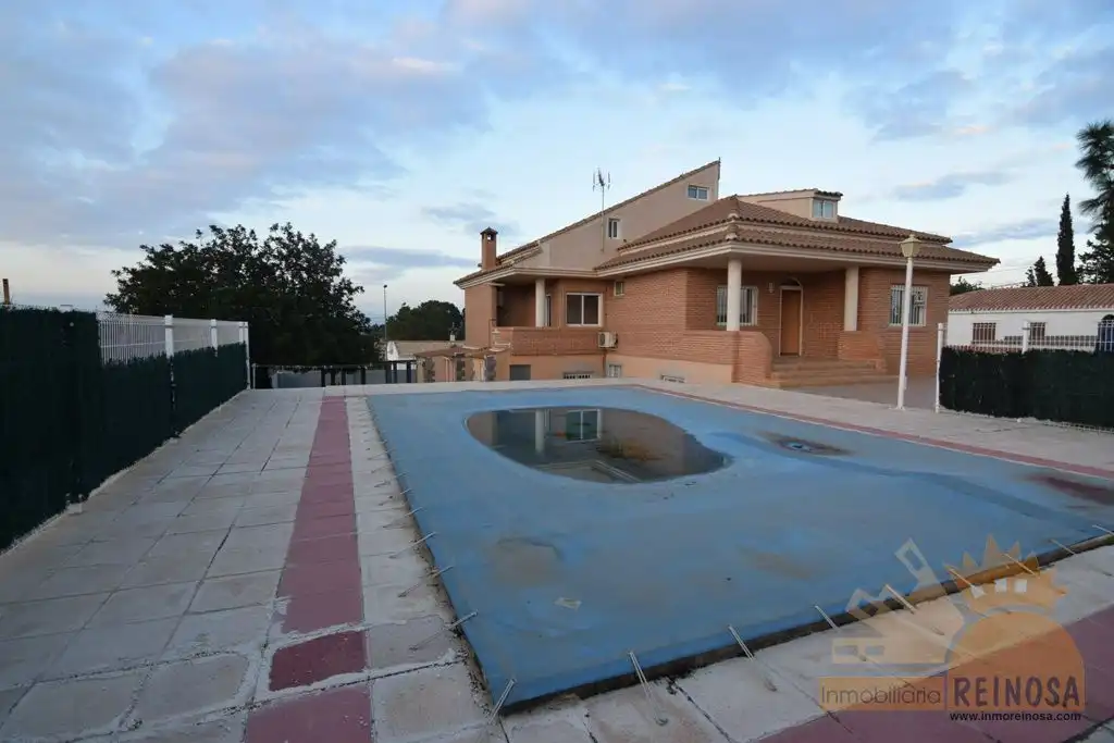 Piscina de Casa o xalet en venda en Molina de Segura amb Aire condicionat, Calefacció i Jardí privat