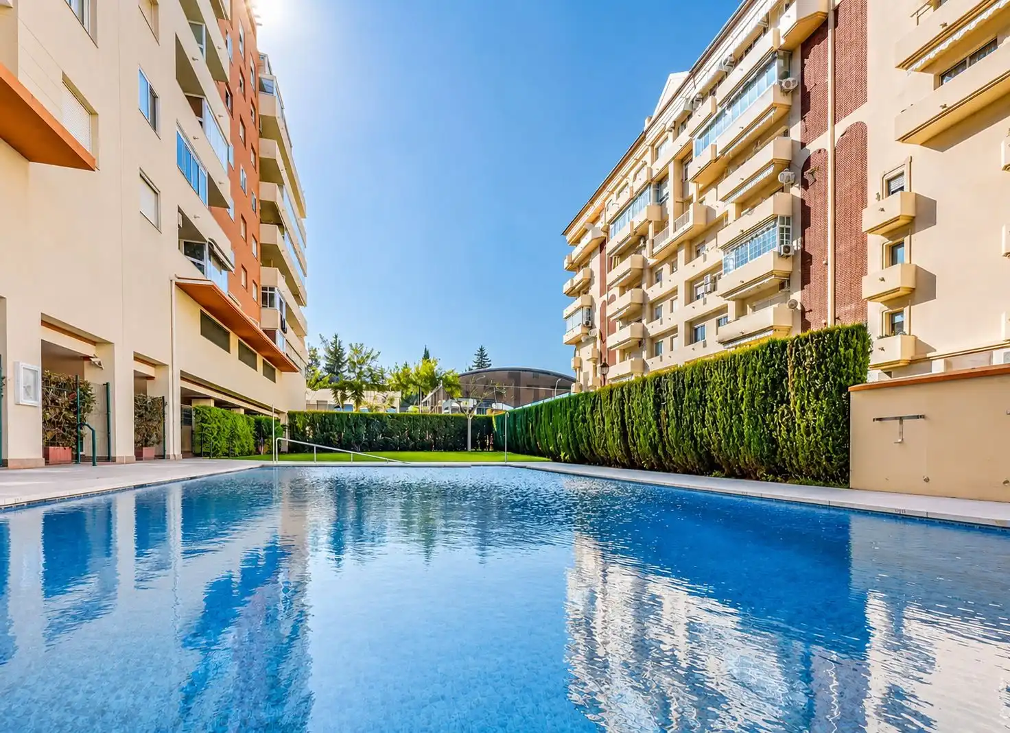 Swimming pool of Flat for sale in Fuengirola  with Air Conditioner, Terrace and Furnished