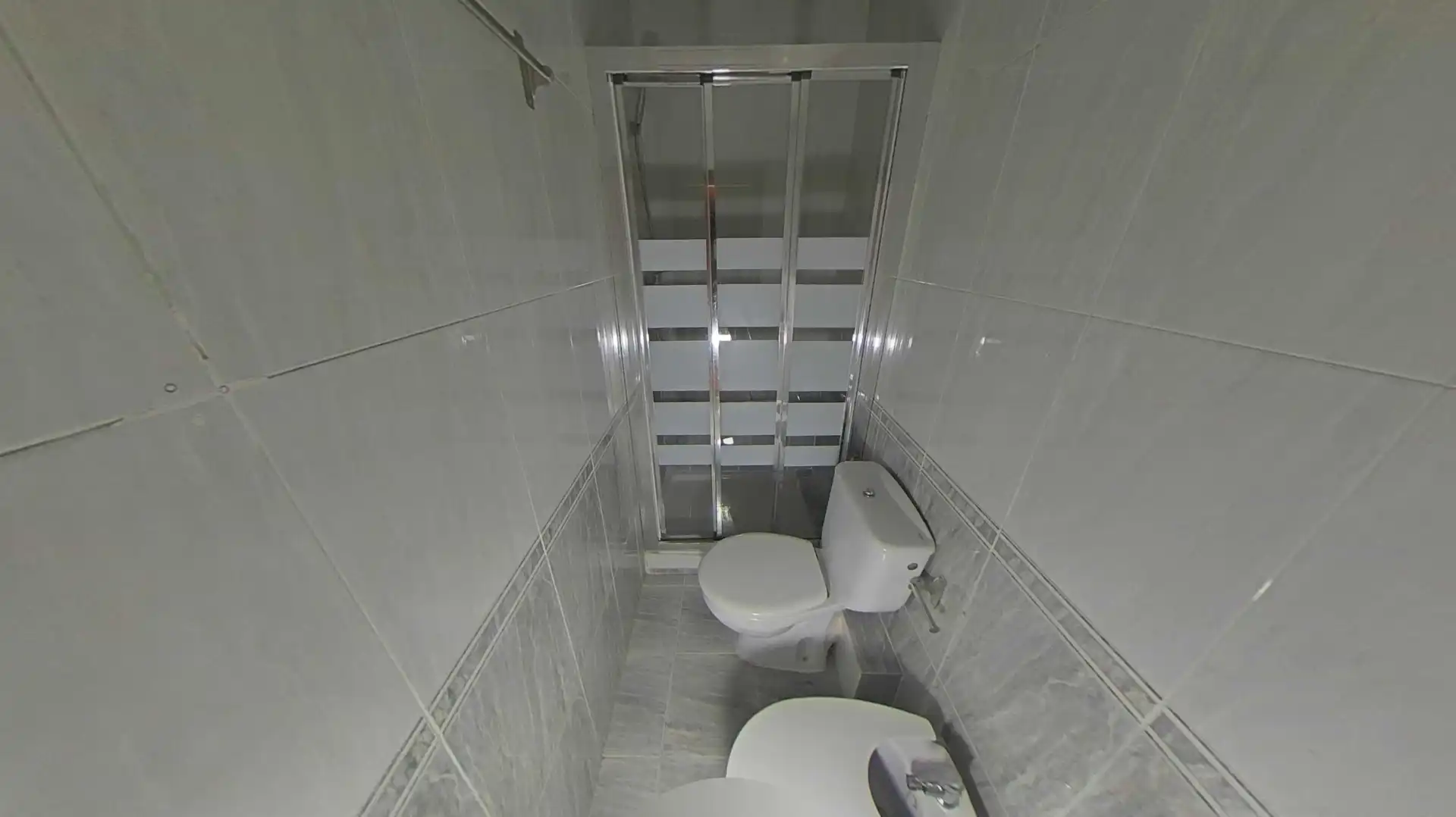 Baño de Piso en venta en L'Hospitalet de Llobregat con Parquet y Balcón