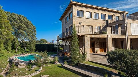 Foto 2 de Casa adosada en venta en Calle Cl Cabanya, Celrà, Girona