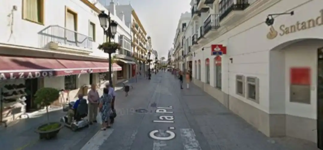 Local comercial de lloguer a Núcleo urbano, imagen 8