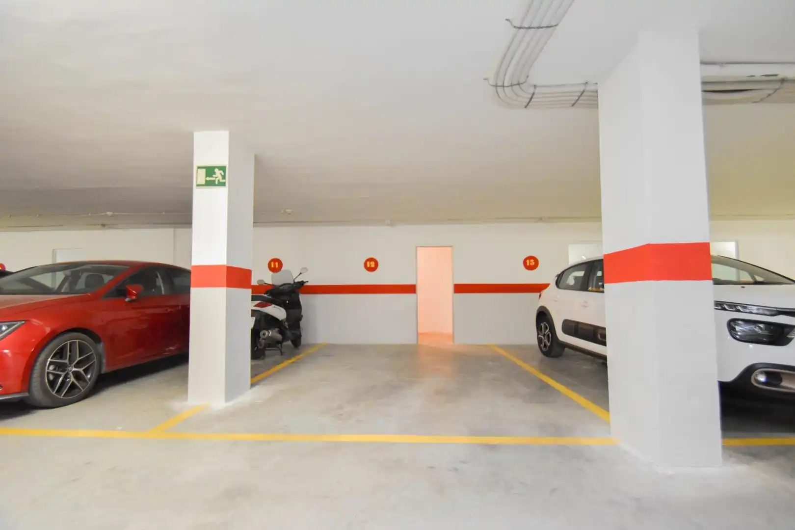 Parking de Piso en venta en Atarfe con Aire acondicionado, Calefacción y Trastero