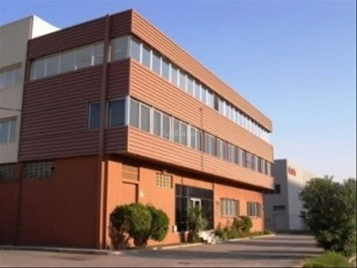 Ufficio in affitto a Avinguda de Sant Julià 127