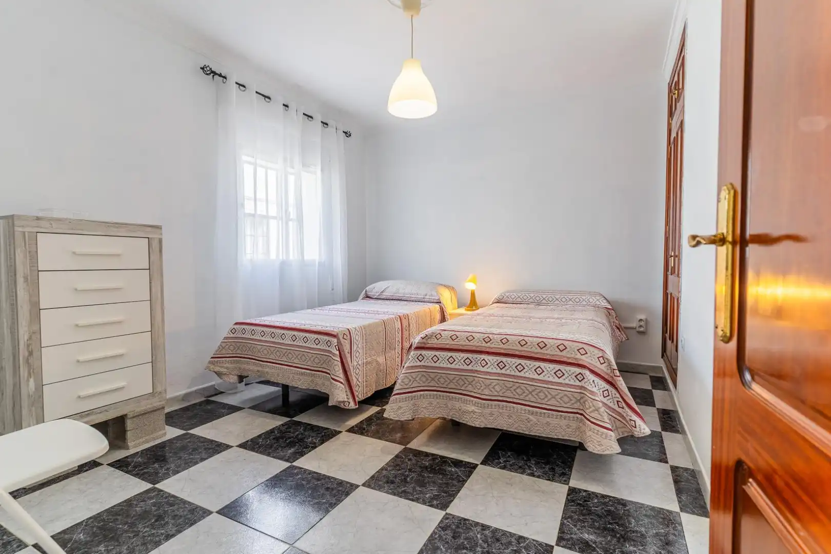 Bedroom of Houses for sale in Jerez de la Frontera