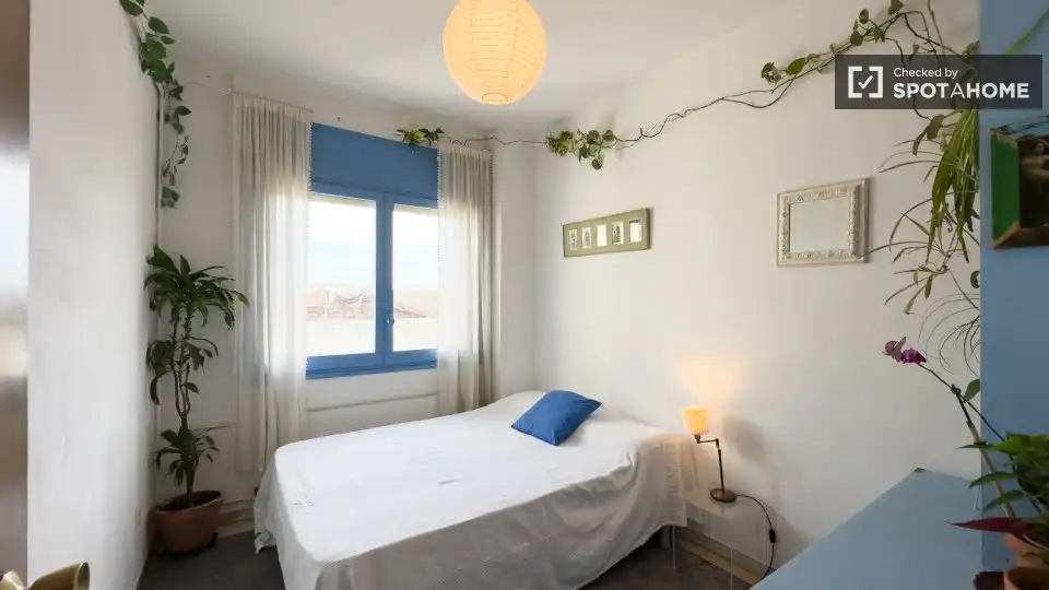 Flat with terrace to rent in Ciutat Vella, imagen 4