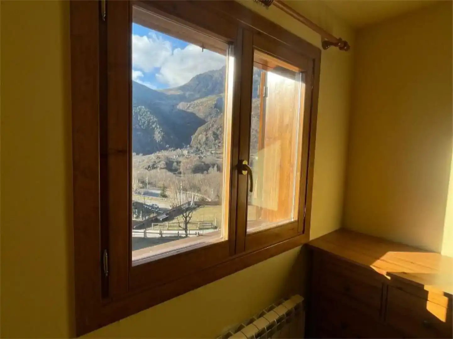 Dormitori de Pis de lloguer en La Vall de Boí amb Parquet, Traster i Moblat
