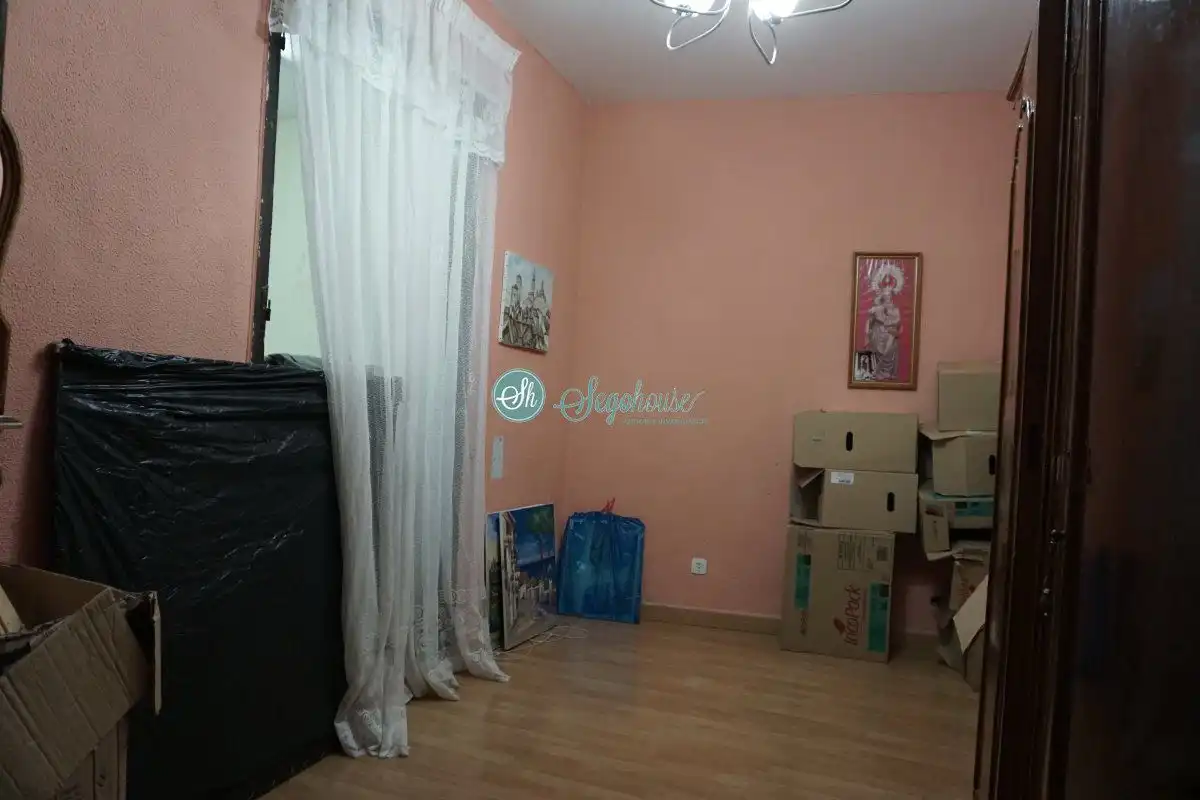 Habitación de Piso en venta en Segovia con Calefacción, Parquet y Terraza