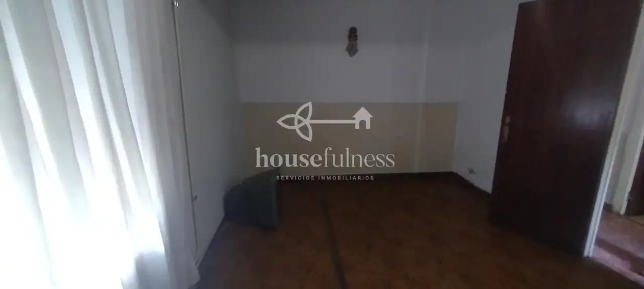 Casa o xalet en venda en Ferrol amb Calefacció, Jardí privat i Parquet