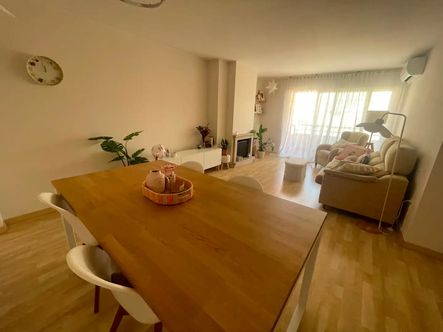 Flat with terrace for sale in Carrer de Catalunya