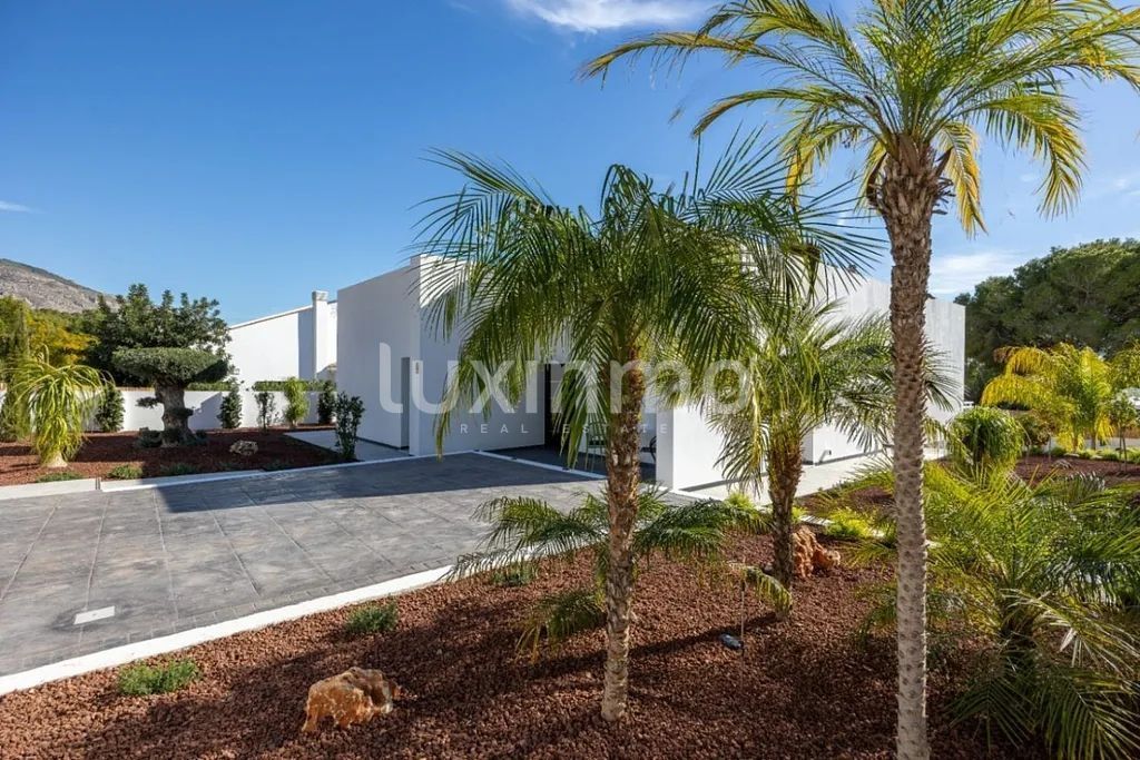 Exterior view of Houses for sale in Altea  with Air Conditioner, Heating and Terrace