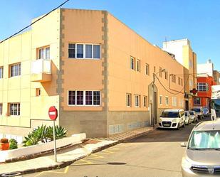 Exterior view of Flat for sale in San Bartolomé de Tirajana  with Terrace, Storage room and Balcony