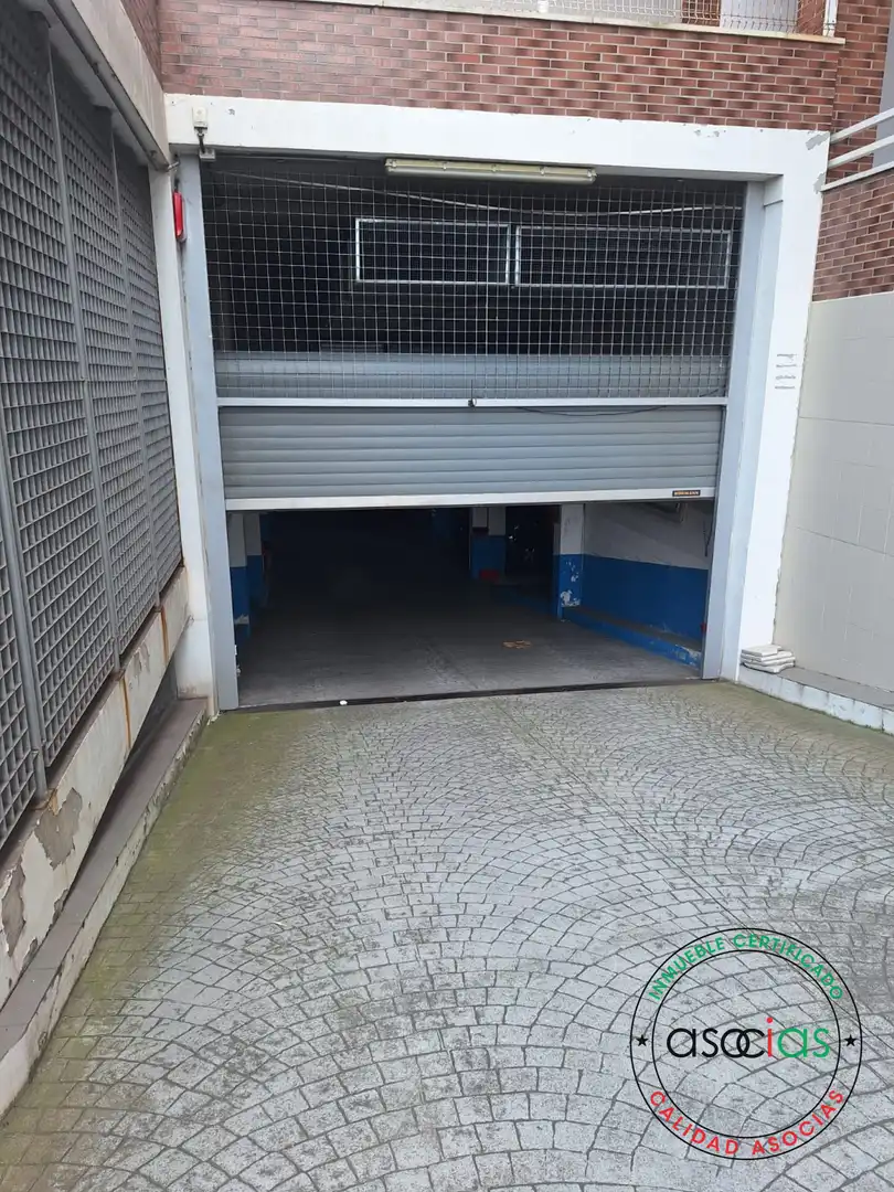 Parkplatz von Garage zum Verkauf in Gijón 