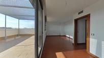 Flat for sale in  Madrid Capital  with Storage room and Swimming Pool