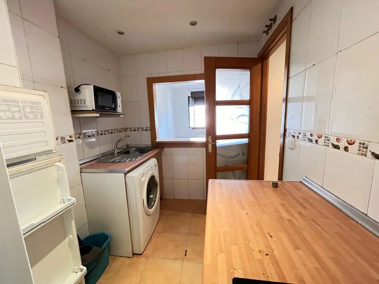 Küche von Wohnung zum Verkauf in Los Navalmorales mit Klimaanlage und Heizung