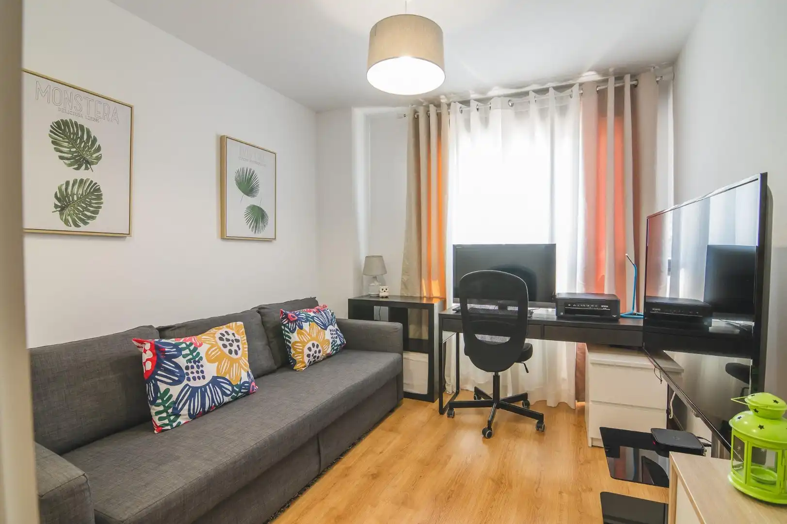 Sala d'estar de Pis en venda en Aoiz / Agoitz amb Calefacció, Parquet i Traster
