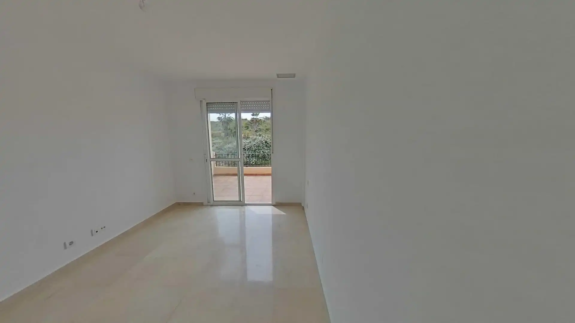 Bedroom of Flat for sale in Manilva