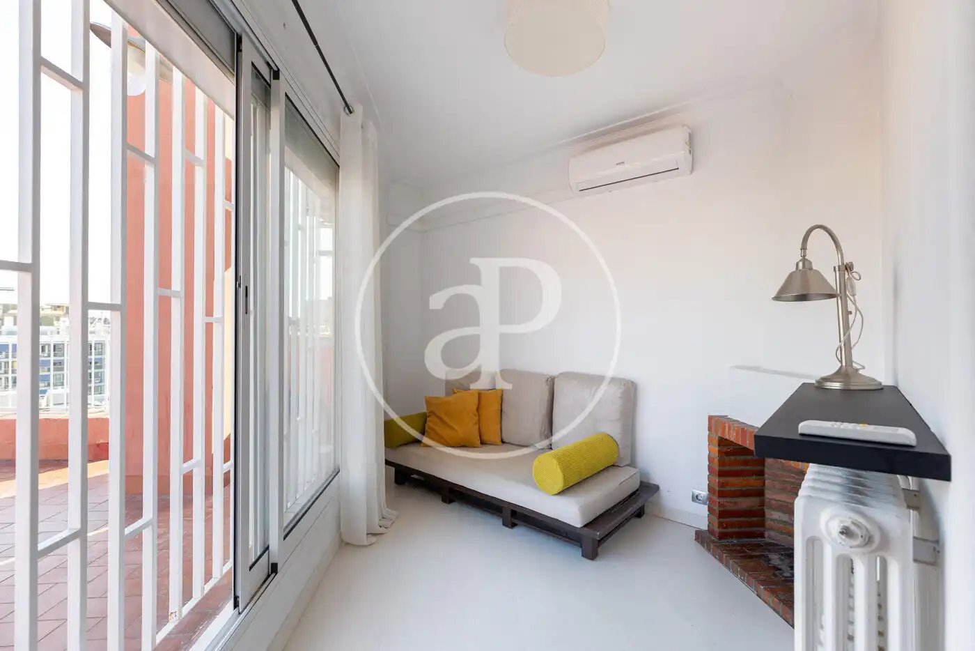 Penthouse with terrace for sale in Carrer del Consell de Cent, imagen 24