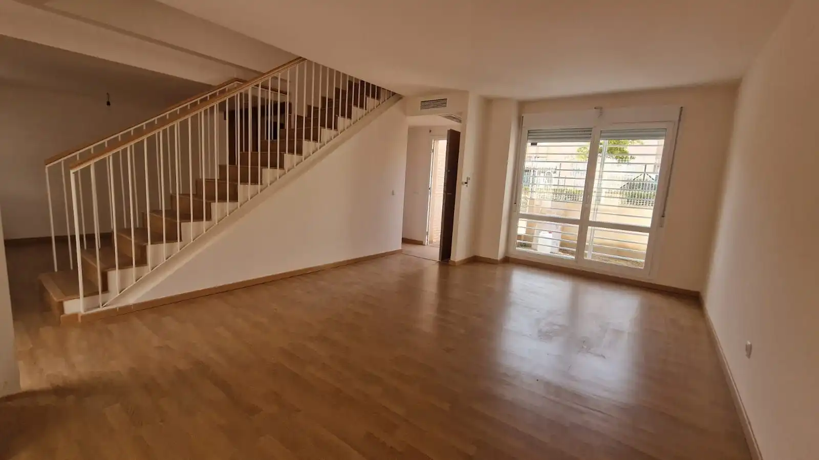 Sala de estar de Casa o chalet en venta en Almería con Aire acondicionado y Piscina comunitaria