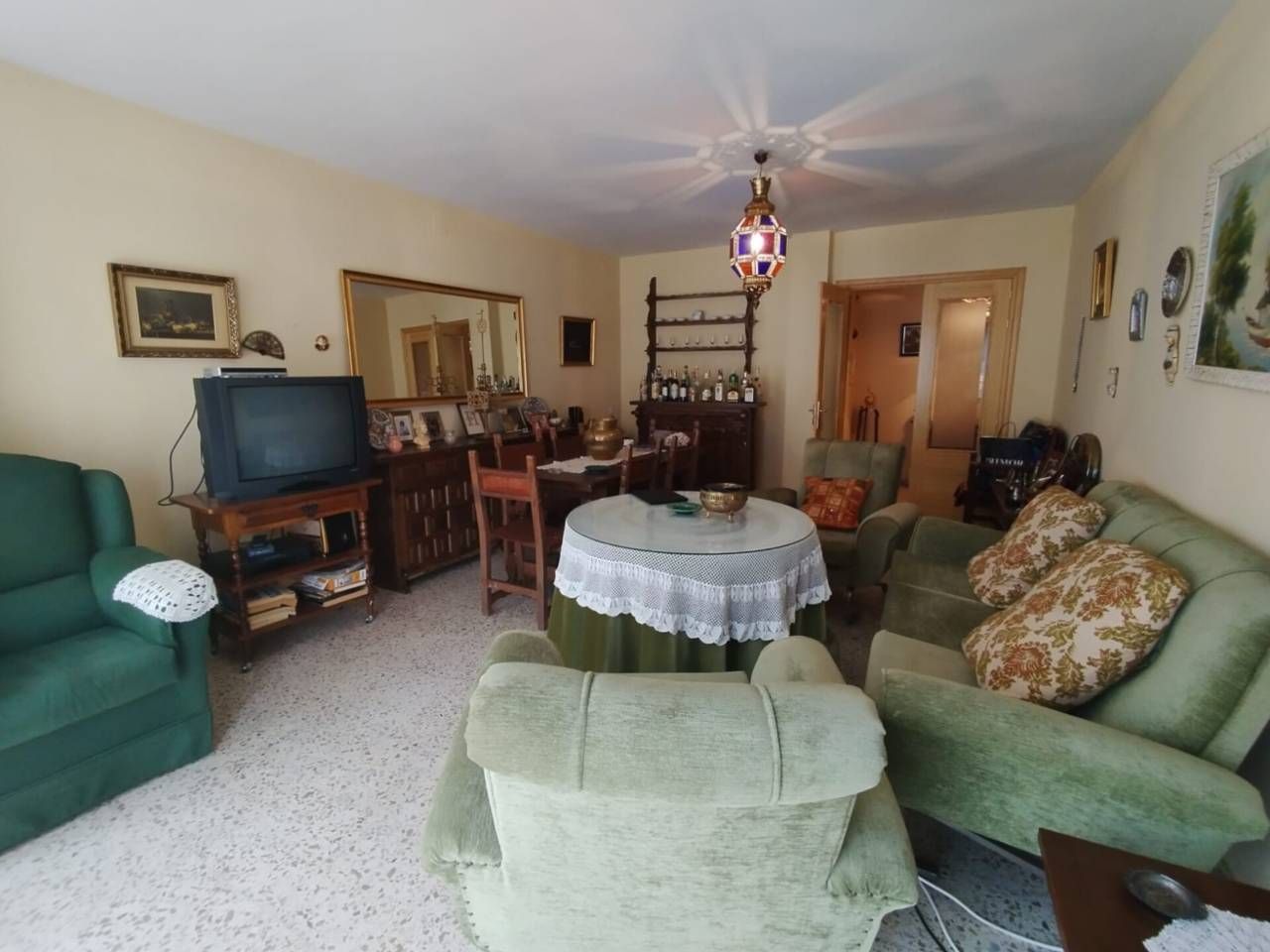 Wohnzimmer von Wohnung zum verkauf in Montefrío mit Möbliert