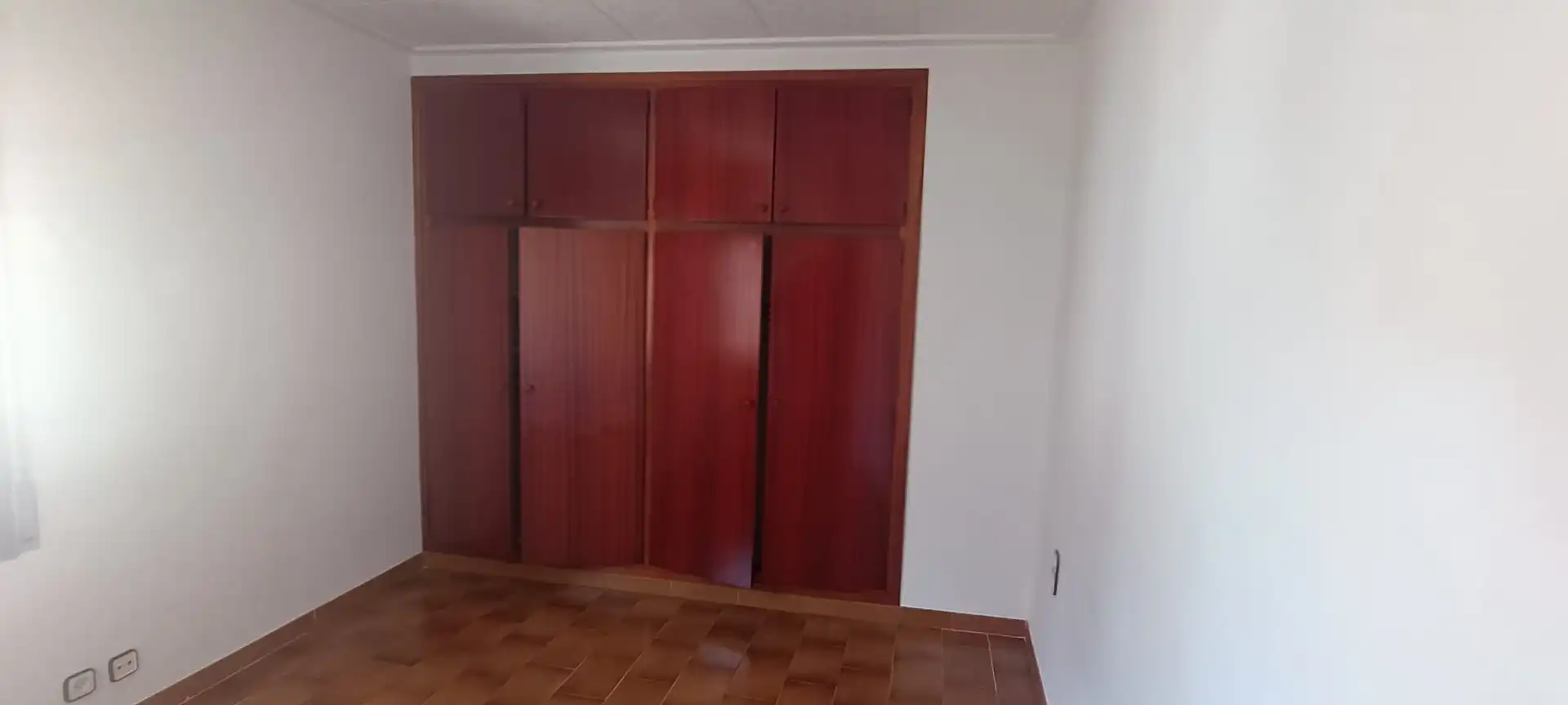 Habitación de Piso en venta en Sant Celoni con Calefacción, Terraza y Horno