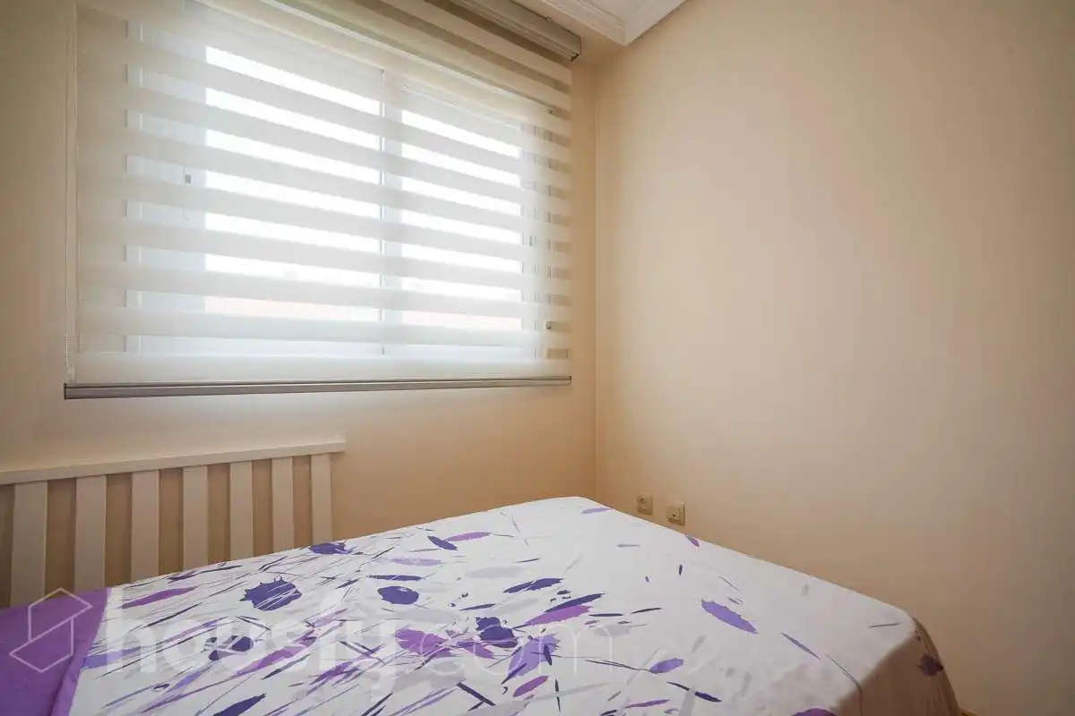 Habitación de Piso en venta en Madrid con Aire acondicionado, Calefacción y Jardín privado