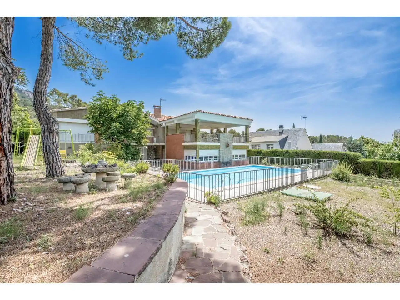 Schwimmbecken von Haus oder Chalet zum Verkauf in Matadepera mit Heizung, Privatgarten und Terrasse