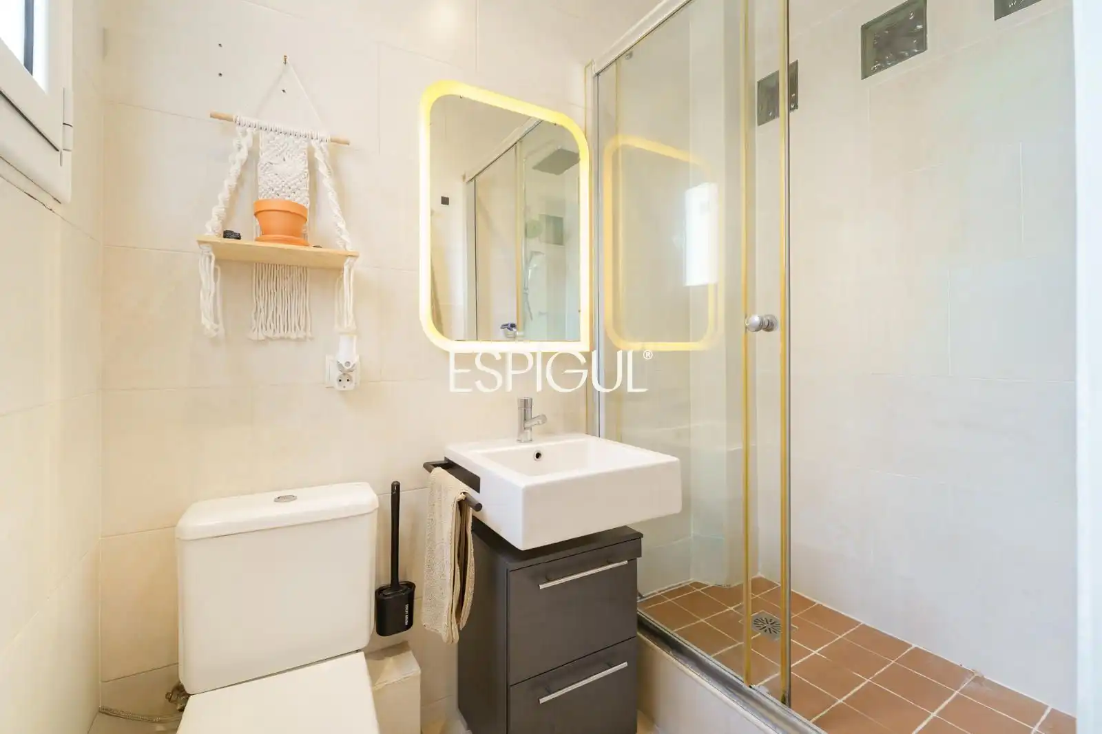 Badezimmer von Wohnung zur Miete in Sants - Montjuïc