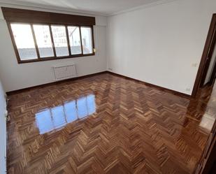 Flat to rent in Avilés - CALLE CUBA, Centro