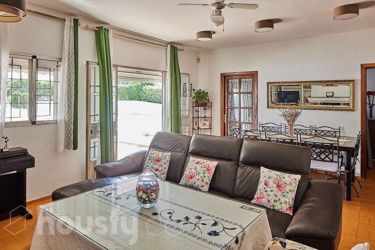 House or chalet for sale in Calle Árbol del Amor, Los Pinos