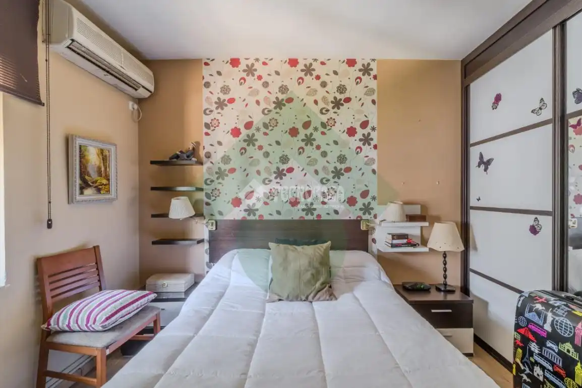 Bedroom of Flat for sale in Madrid  with Air Conditioner and Heating