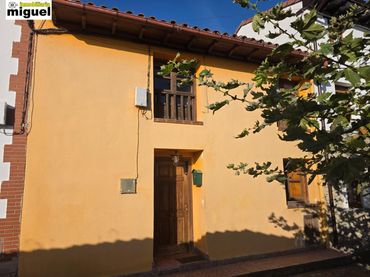 Maison rustique à vendre à Ribadedeva